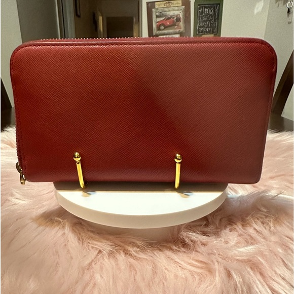 Prada Saffiano Wallet - Picture 7 of 7